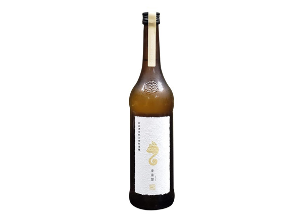 天津日本清酒回收新政亚麻猫清酒新政酒造