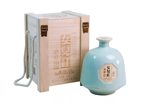 天津回收绍兴女儿红黄酒醇酿花雕酒木质礼盒2.5L坛装黄酒